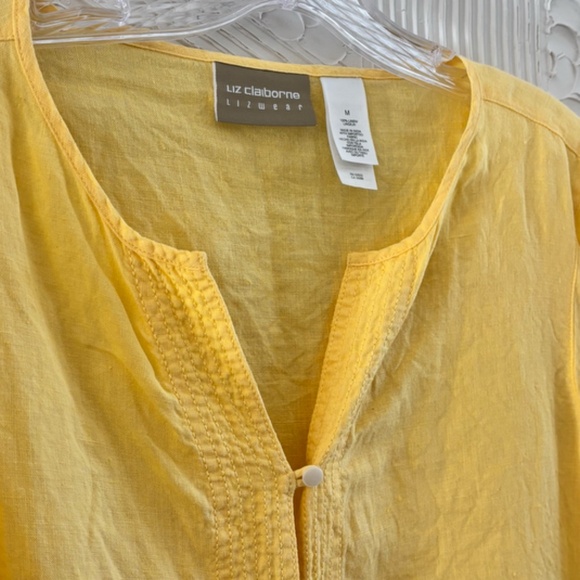 Liz Claiborne Lizwear Women's Yellow Long Sleeve Front Button SZ M Top Blouse - Picture 4 of 9